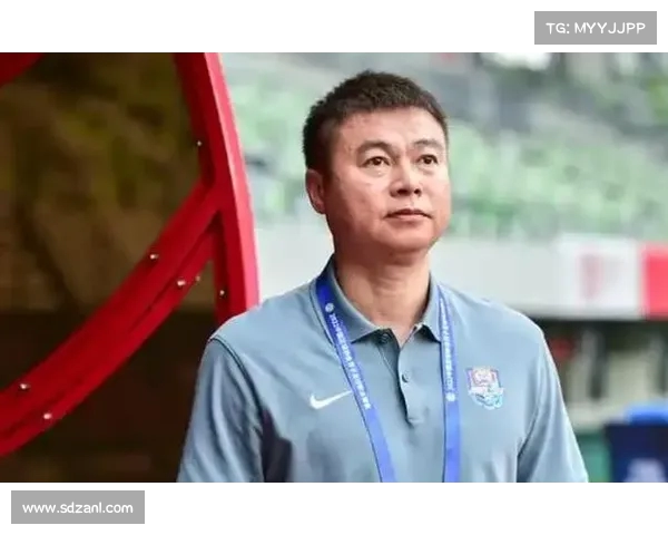 李璇回应申花球迷言论要求:让球迷为于根伟道歉的观点难以理解 李璇回应申花球迷言论要求:让球迷为于根伟道歉的观点难以理解